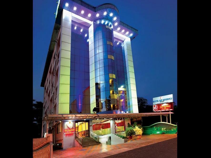 Sm Regency Kochi Luaran gambar